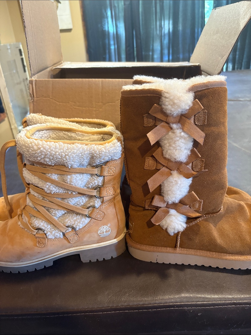 Timberland Women’s and Koolaburra Uggs Chestnut/Tan Lace-Up Sherpa Boot Pair
